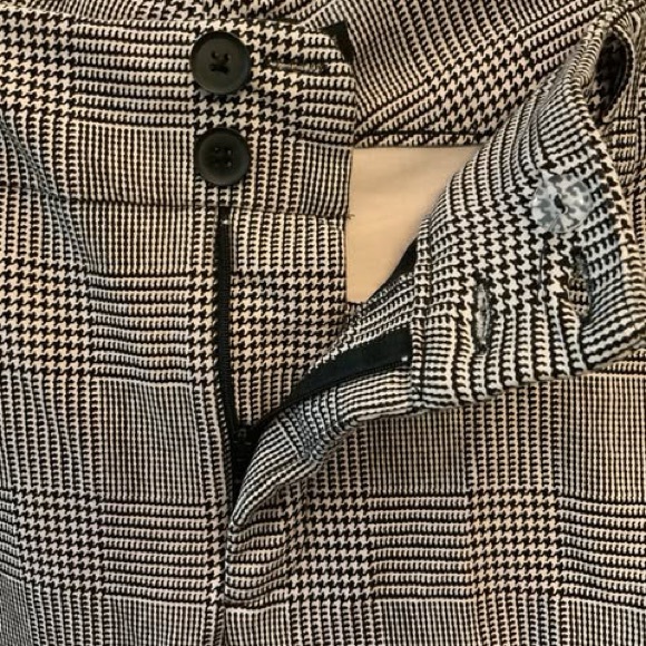 Torrid Black White Glen Plaid Luxe Ponte Trouser Pants 22T Like New - Picture 4 of 9